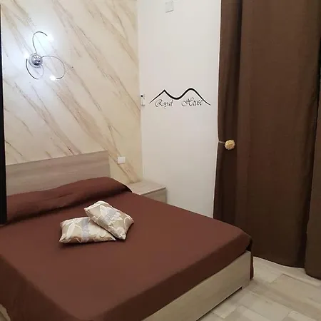Apartment Royal House Neapel